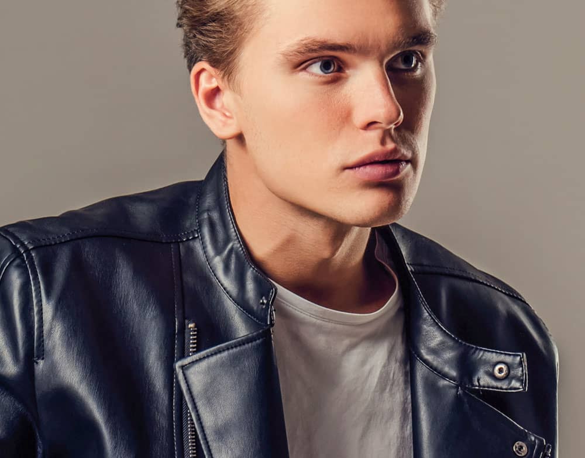 ljs homepage men leather jackets banner 2000x1566 1