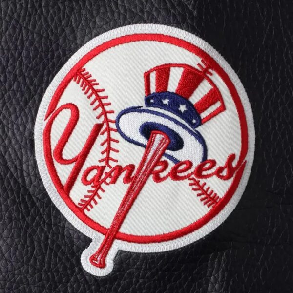 aaron boone new york yankees bomber black jacket 1000x1000fit
