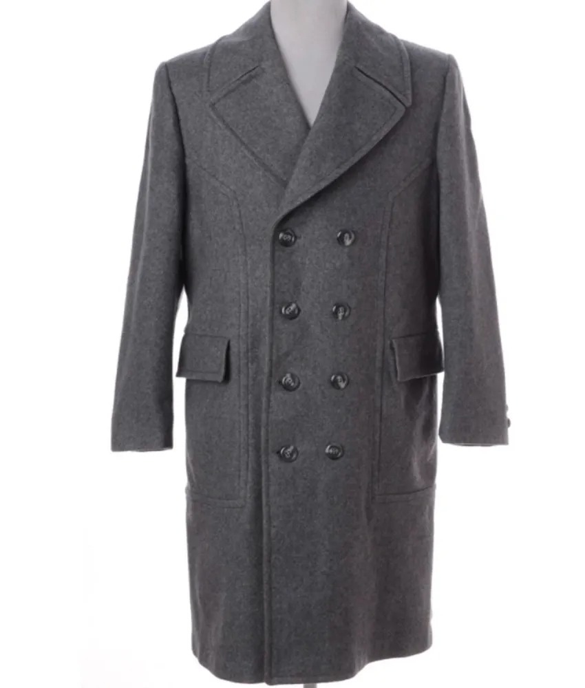 ebenezer scrooge coat 850x1000fit